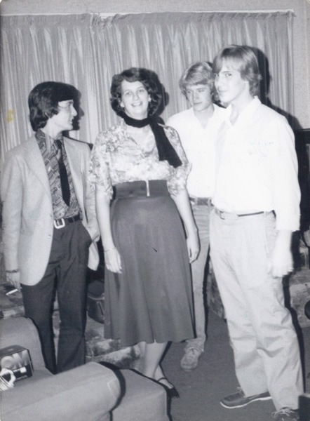 Pre 1980 (207)