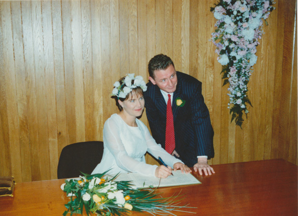 1993 (208)