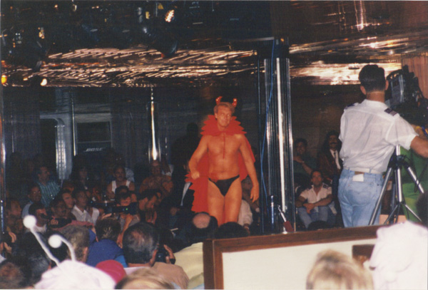 1993 (379)