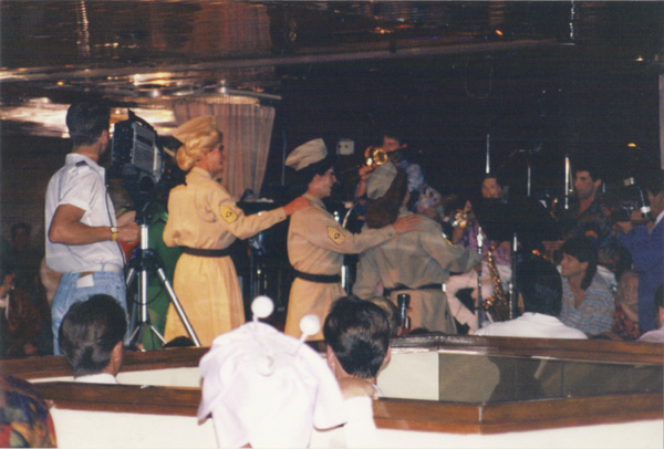 1993 (385)