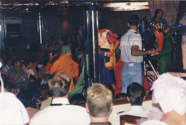 1993 (405)