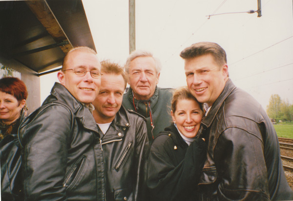1998 (300)