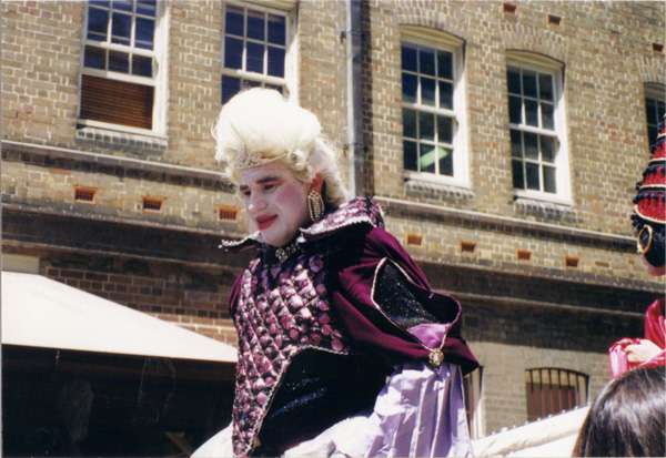 1998 (525)