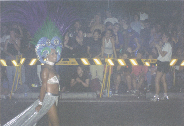 1998 (567)