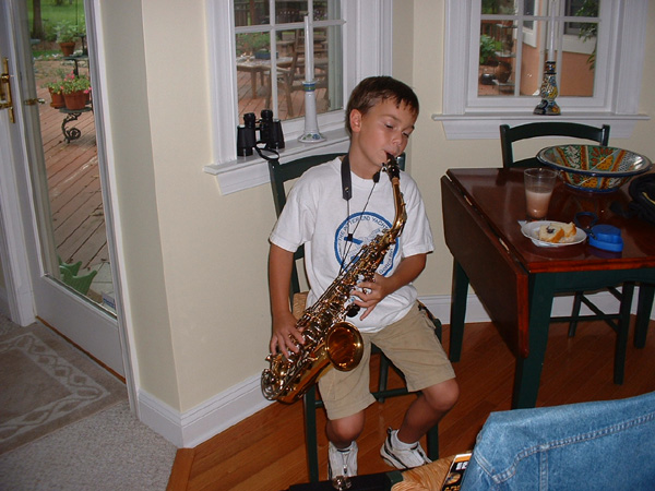 Sept,03 Duncan & saxaphone